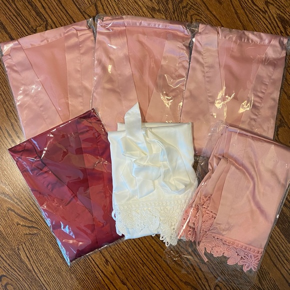 6 Silk Robes - Picture 2 of 4